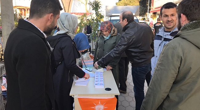 AK GENÇLİKTEN, PAZARYERİNDE ÜYELİK ÇALIŞMASI!...