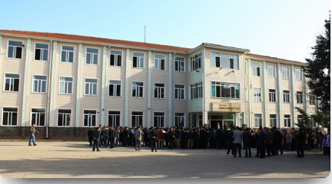 HENDEK ANADOLU İMAM HATİP LİSESİNDE, ÖĞRENCİLERE NOT İŞKENCESİ!...
