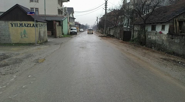 KALDIRIMSIZ CADDE!...