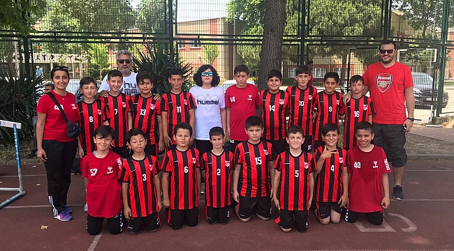 1954 Hendek Spor Hentbolistcup Şampiyonu Oldu!...