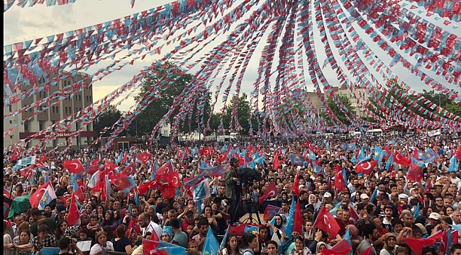 AKŞENER, "BİRİLERİNİN UYKUSU KAÇACAK" DEDİ.