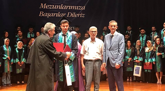 Ümit Dikbayır, mezuniyet törenine katıldı!...