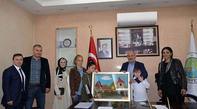 Onlar, bizlerin baş tacı!...
