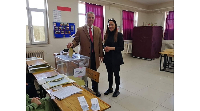 Babaoğlu oyunu Ziya Gökalpte kullandı...