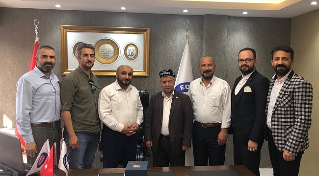 Eğitim-Bir-Sen’e Doğu Türkistan’dan Ziyaret...