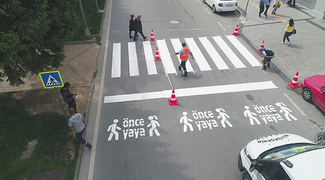 Önce Yaya...