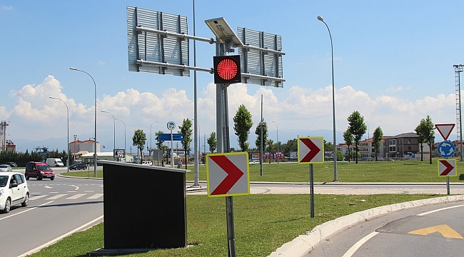 Trafik ışıklarında kontrollü sağa dönüş dönemi...