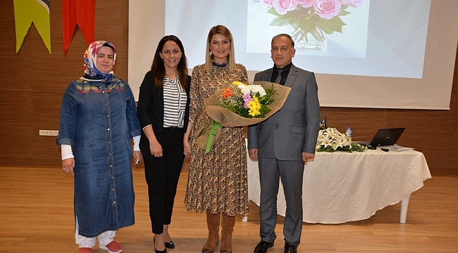 En iyi mimar anne ve babadır.