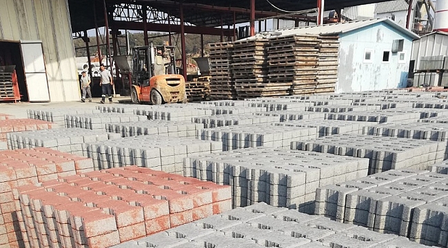 BABAOĞLUNDAN DÜZCEYE YOL YARDIMI...