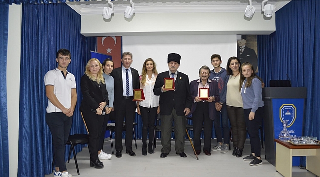 Gençler, Rüştü Çüruksuluyla Hendek Tarihinin Sayfalarında Buluştu.