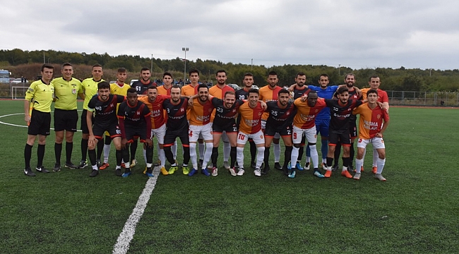 Hendek Derbisini Yenimahallespor kazandı.