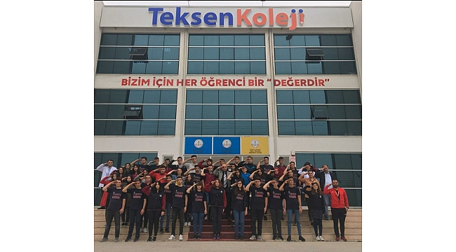Teksen Kolejinde "Ne Mutlu Türküm Diyene!" Sesleri...