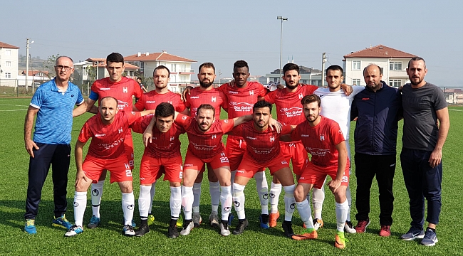 Yenimahallespor Liderliği bırakmadı...