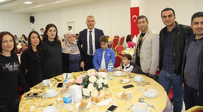 Hendek'te Öğretmenlere Özel Kutlama...