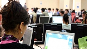 24 Nisan’da Tüm Kamu Çalışanları İdari İzinli... 