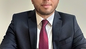 Liyakat Sahibi Azimli Bir Ekibimiz Var