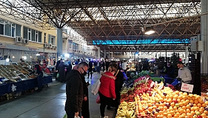 Maskesiz, Pazara Çıkmam Abi... 