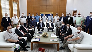 Başkan Yüce, mazot kartlarını dağıttı