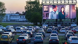 EKREM ENİŞTEDEN SİNEMA KIYAĞI...