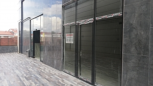 Eski başkanın binası Matruşka Bebek gibi...