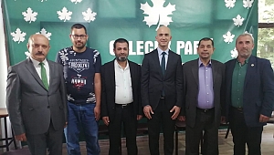 Koltuklarda oturmaya değil, halkla kucaklaşmaya geldik....