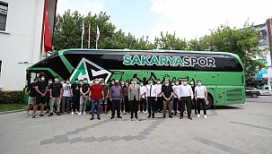 Başkan Yüce'den play-off öncesi Sakaryaspor'a destek...