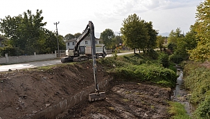 Uludere Çayında temizlik çalışmaları...