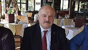 Başkan Demirel Muhtarları Unutmadı!