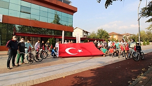 Gençler, Cumhuriyet için pedal çevirdi...