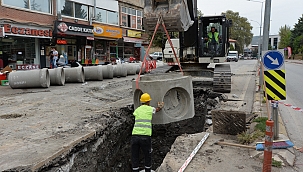Güçlü altyapı için kazma... 