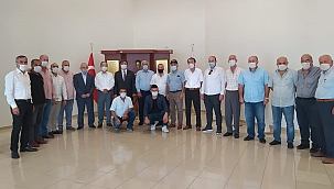 Muhtarlardan yeni başhekim Ünal Küçükyılmaz'a hayırlı olsun ziyareti!