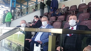 Sakaryaspor, Karacabey engelini rahat geçti... 