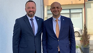 İyi Parti Akyazı’da zorunlu görev değişikliği...
