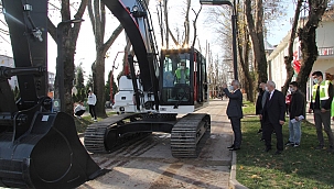 Aparat değil, iş makinesi... 