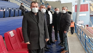 Sakaryaspor, uygun adımlarla, bir kuş misali...