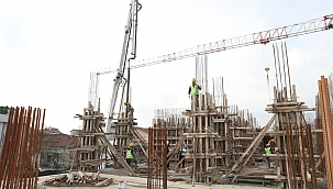 Şehrin yeni eğitim külliyesi hızla yükseliyor... 