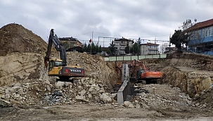 SGK kavşağı çalışmaları için Serdivan dönüşlerine yeni düzenleme