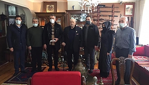 Asırlık Çınarımız Rüştü Çüruksulu'ya AK Ziyaret...