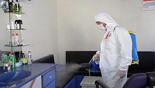 EKİPLER HER YERİ DEZENFEKTE EDİYOR