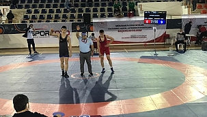 HENDEK GENÇLİK MERKEZİ SPOR KULÜBÜ GÜREŞ TAKIMI TÜRKİYE ŞAMPİYONU