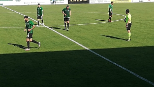 SAKARYASPOR, SERİK'İ RAHAT GEÇTİ. (3-0)