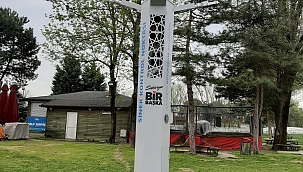 Park ve meydanlara sinek kontrol noktaları... 