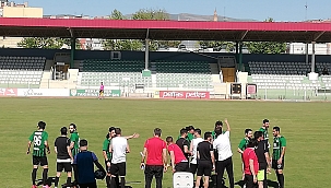 İLK YARI SONUCU KIRŞEHİR BLD:0 SAKARYASPOR:0 