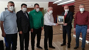 Kırşehir ile Sakarya arasında dostluk köprüsü...