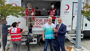 Başkan Babaoğlu lokma dağıttı