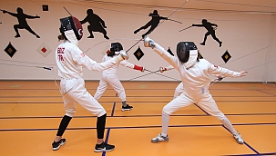 KILIÇLAR YARIN ÇEKİLİYOR