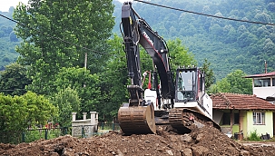 Büyükşehir’den Selden Etkilenen Bölgeye Anında Müdahale