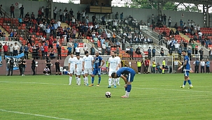 Şafak Sarı'nın eli final kapısını açtı...