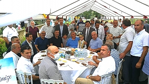 AK PARTİLİLERİ BİR ARAYA GETİREN SÜNNET!