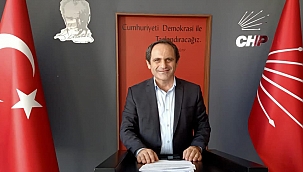 Biyonik Siyasetçi Ecevit Keleş...